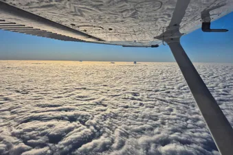 Über den Wolken