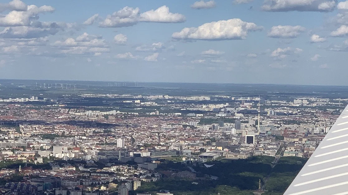 Traumhafter Rundflug über Berlin und Potsdam