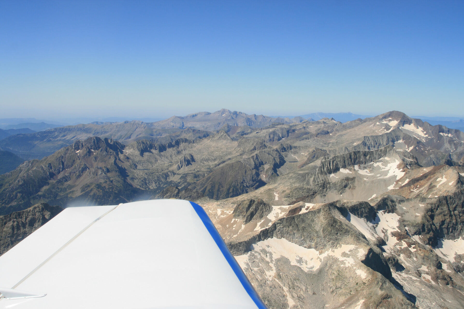 Vol 22 - Les 3000 du Luchonnais et le Pic du Midi de Bigorre - France