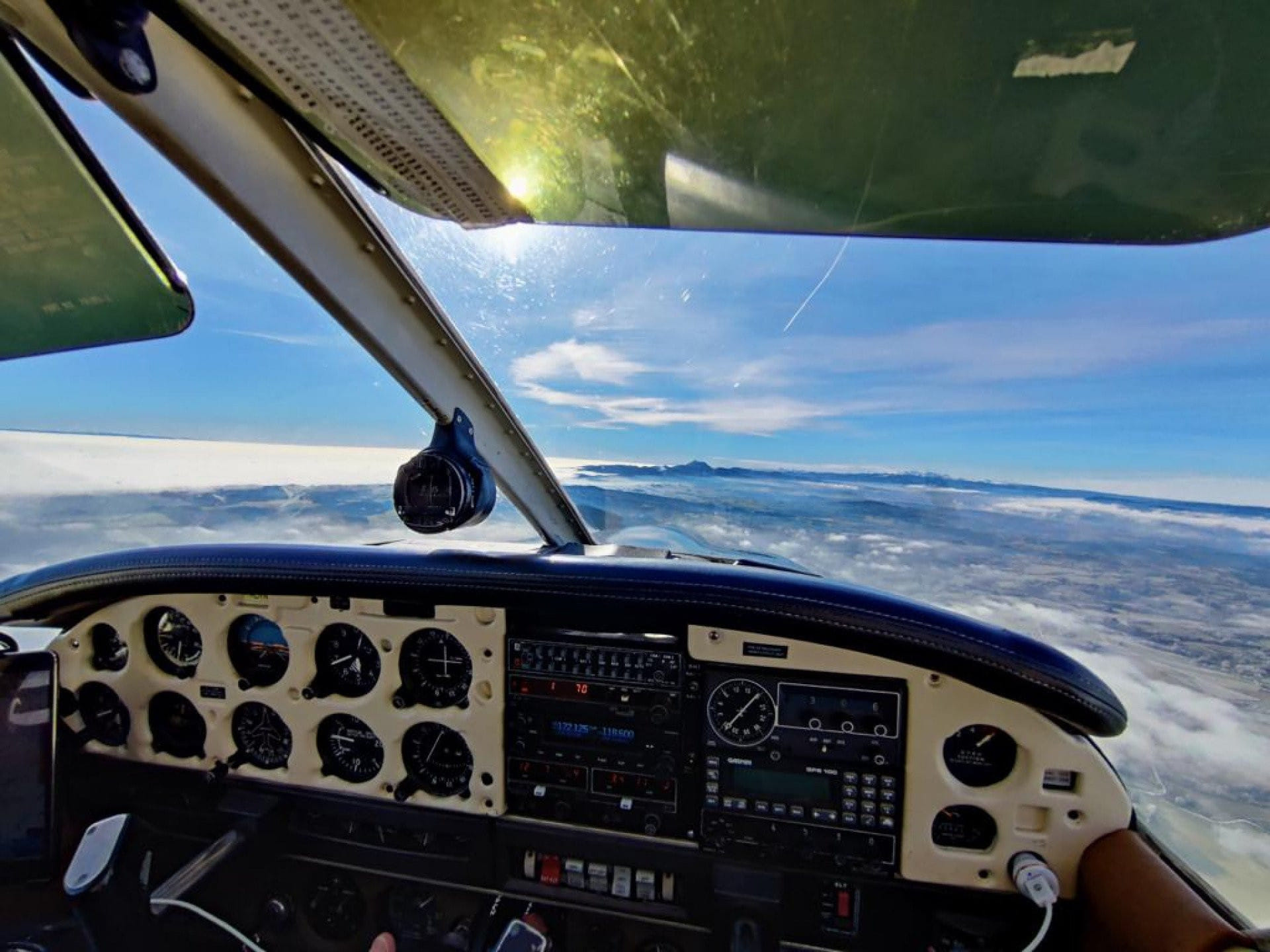 Survol des volcans d'Auvergne !