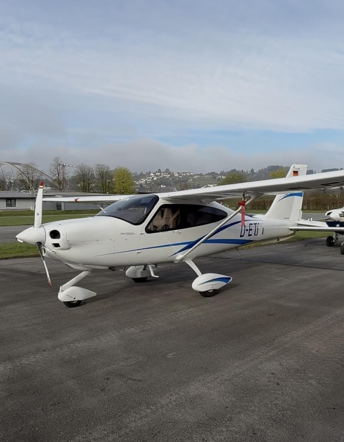 Tecnam P2010