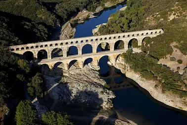 Le Pont du Gard et Aigues-mortes