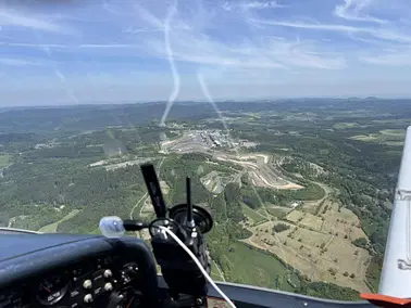 Rundflug über Köln, Nürburgring und Rursee