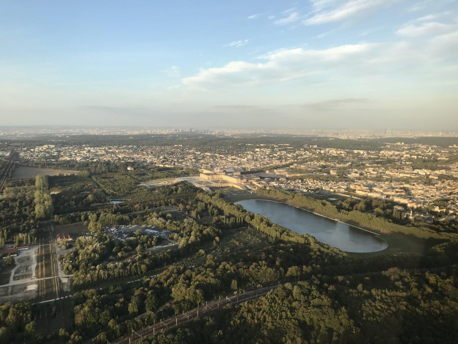 Posez-vous à l'héliport de Paris en hélicoptère Cabri G2