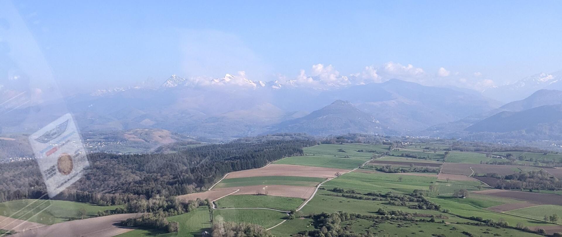 Les Pyrénées vus de la plaine  de Nay