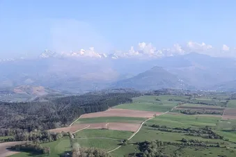 Les Pyrénées vus de la plaine de Nay