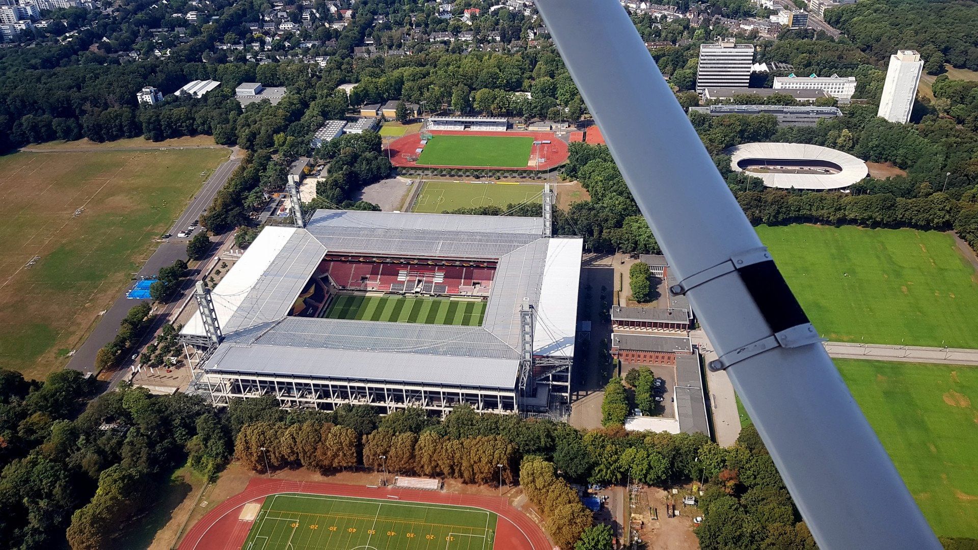 Köln, Bonn & Drachenfels (45 Min./ab 2 P.)