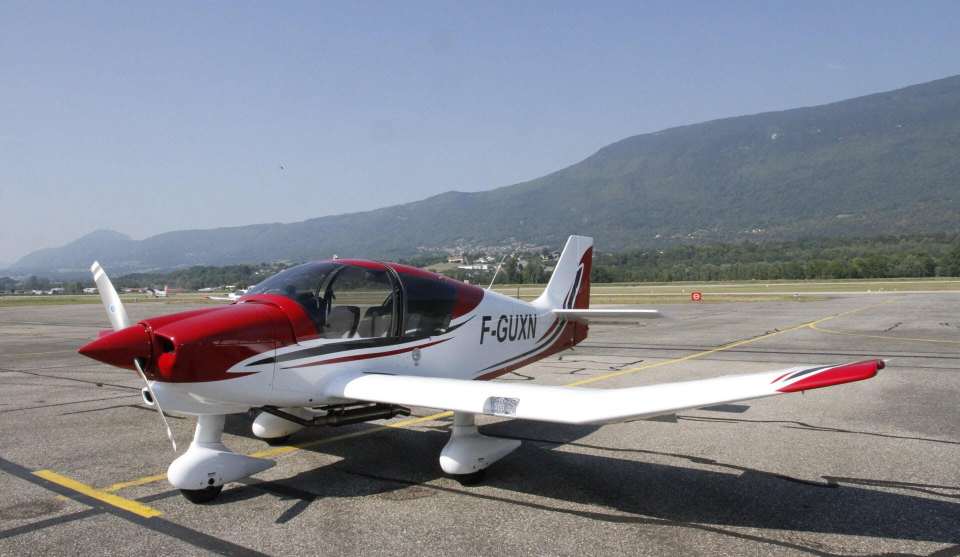 Robin DR400 - 160HP
