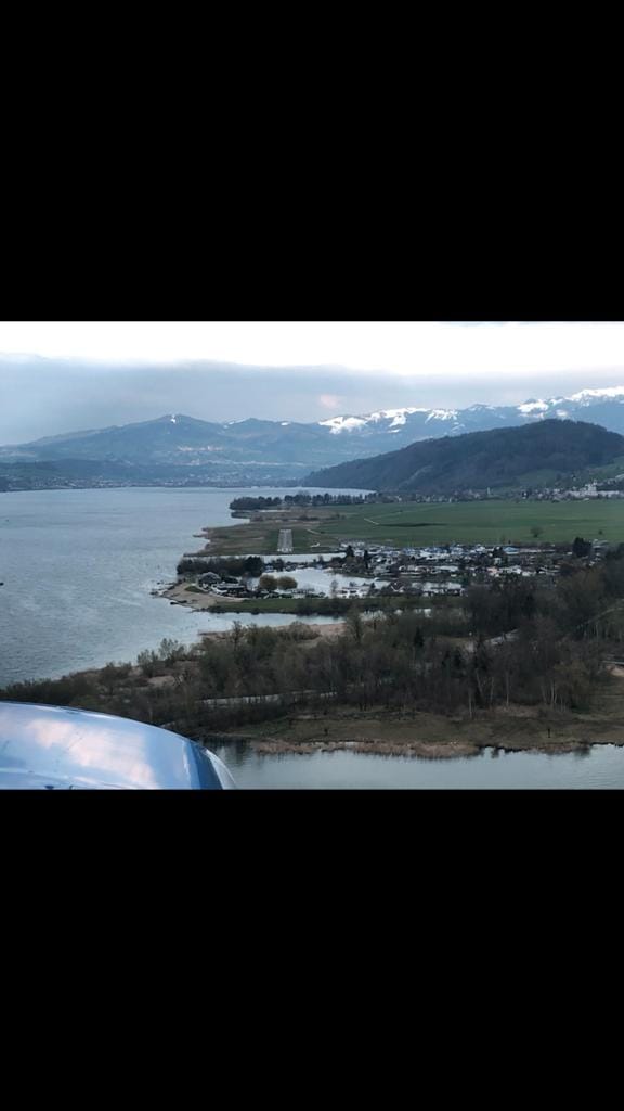 Wunderschöner 60minütiger Rundflug