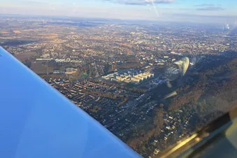 Rundflug ab Bielefeld für 1 Stunde die Richtung bestimmst du