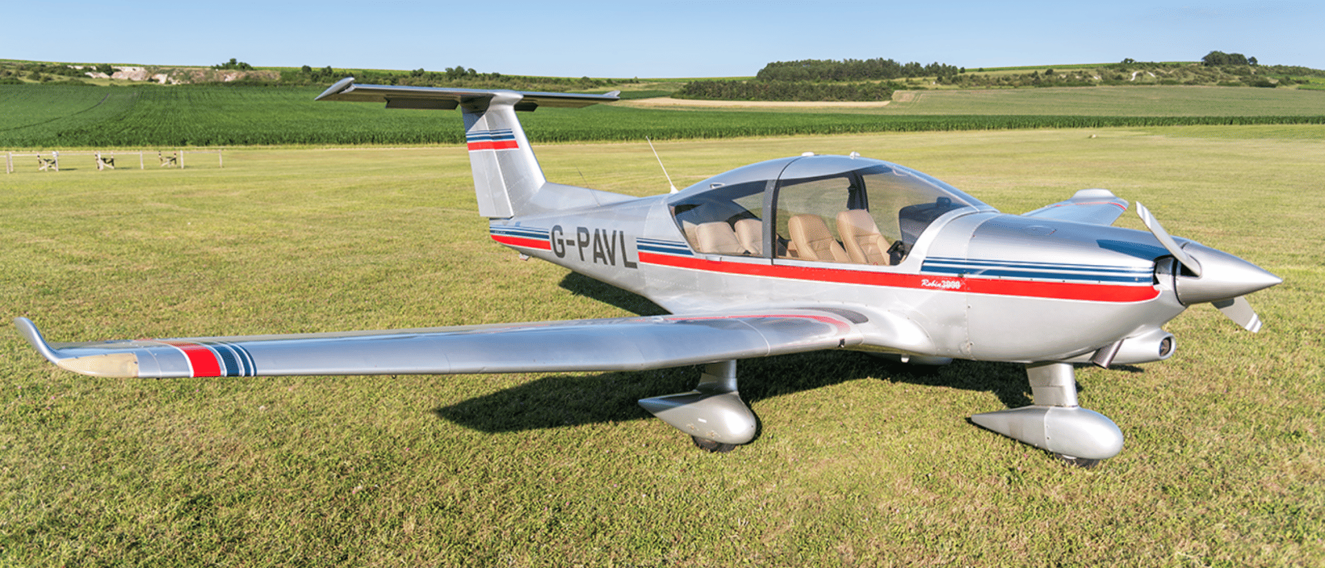 Robin R3000