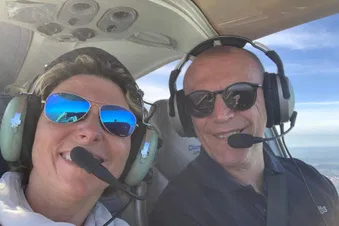 ✈️ Vol panoramique – Le tour des 3 Baies (45 minutes)