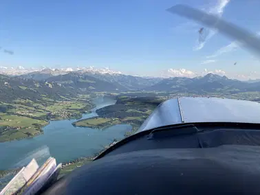 Drei-Seen-Land und Berner Alpen