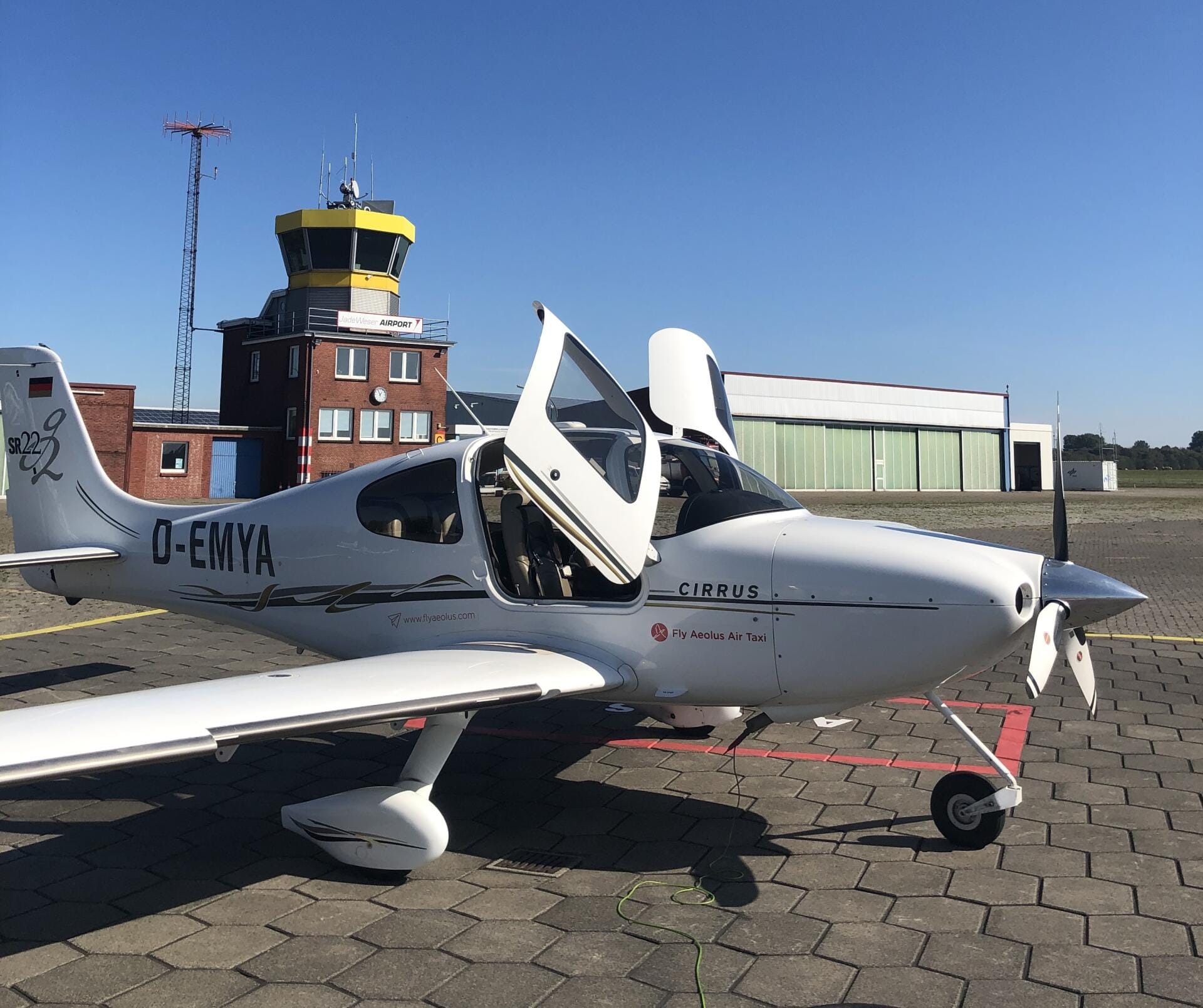 Cirrus SR22