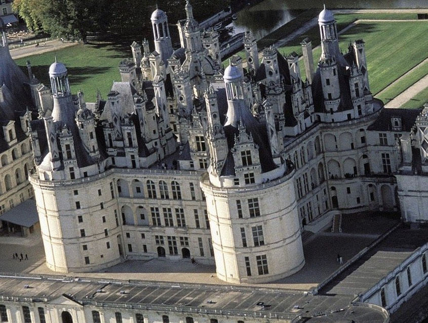 Survol du château de Chambord