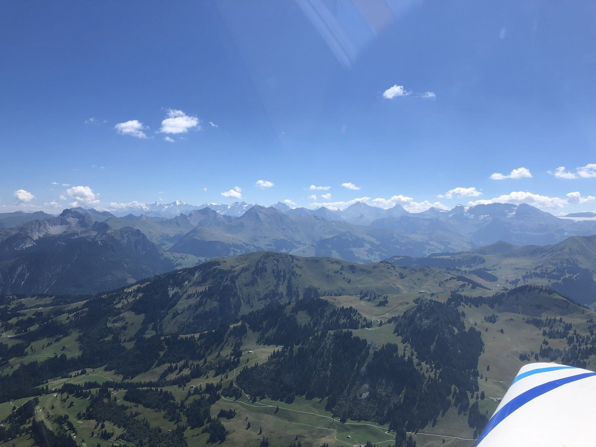 Vol : le "pays d'en haut" Suisse au départ de Montbéliard