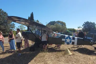 Survol plage de débarquement du Var