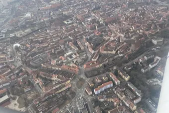 Hochflug über Nürnberg, aus 2500m Höhe