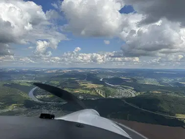 Individueller Rundflug über die Eifel und deren Umland