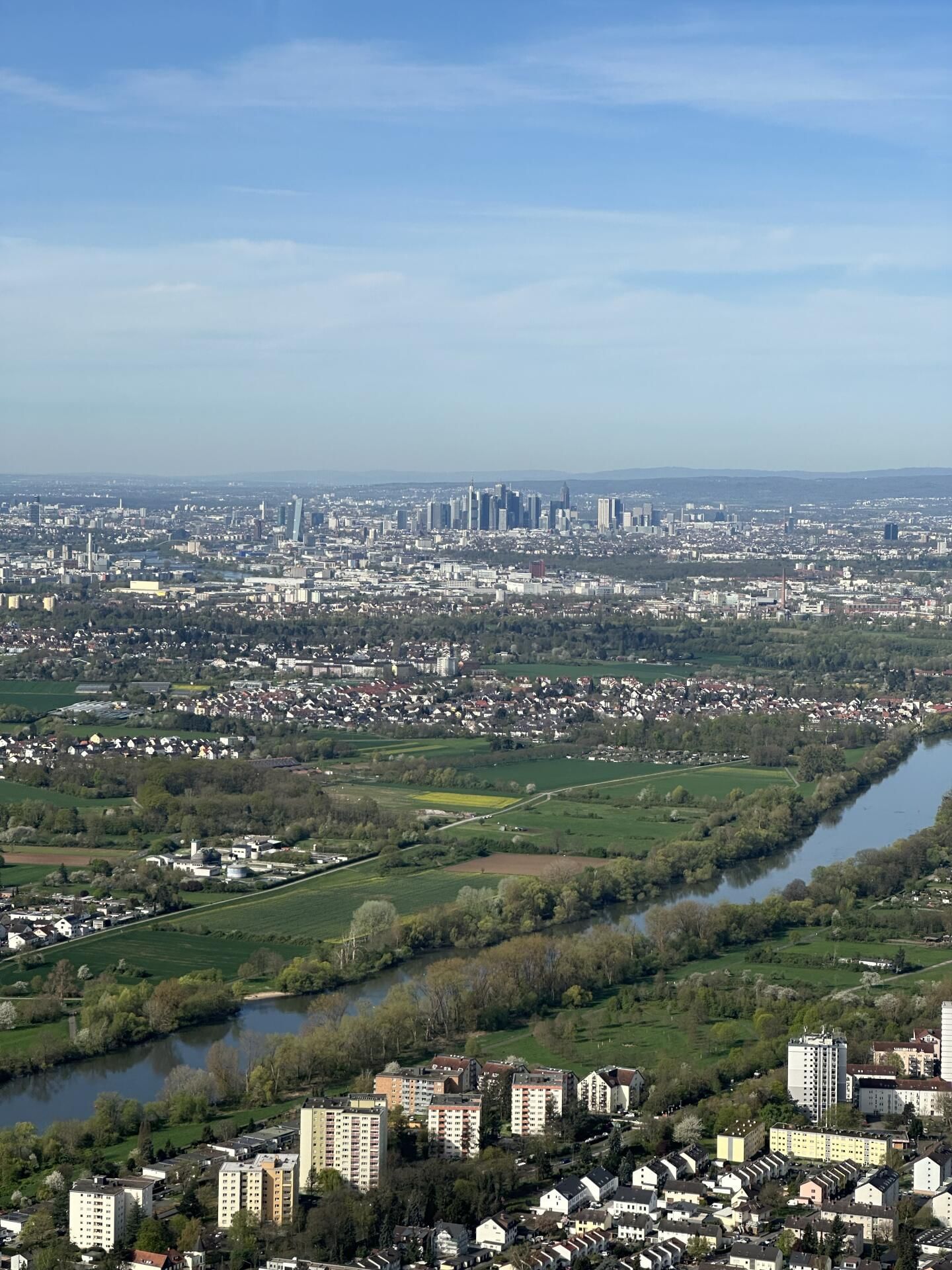 Frankfurter Skyline aus der Ferne