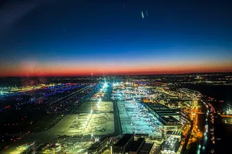 Mega-Rundflug über dem Rhein-Main-Gebiet