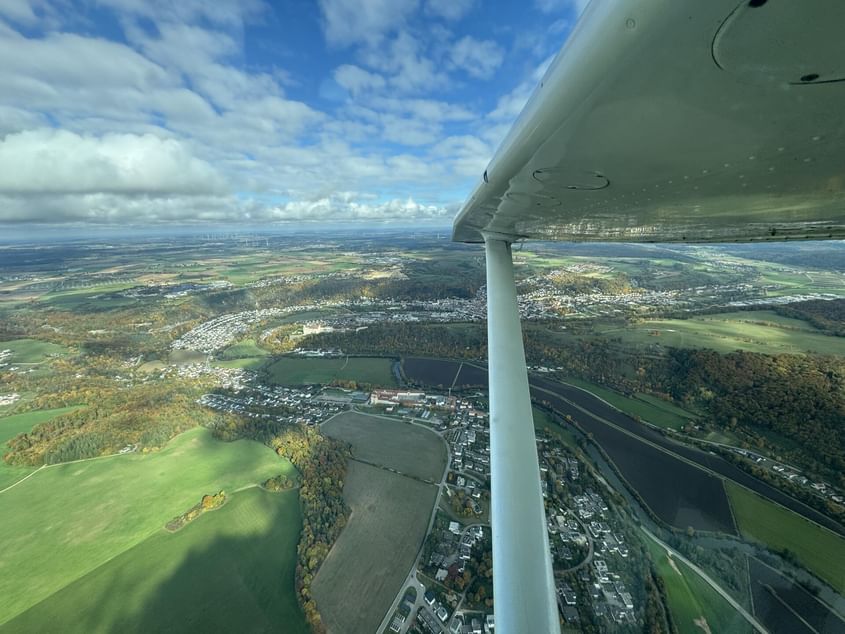 1 Stunde fliegen - freie Wahl - bis 3 Personen bis 300 kg