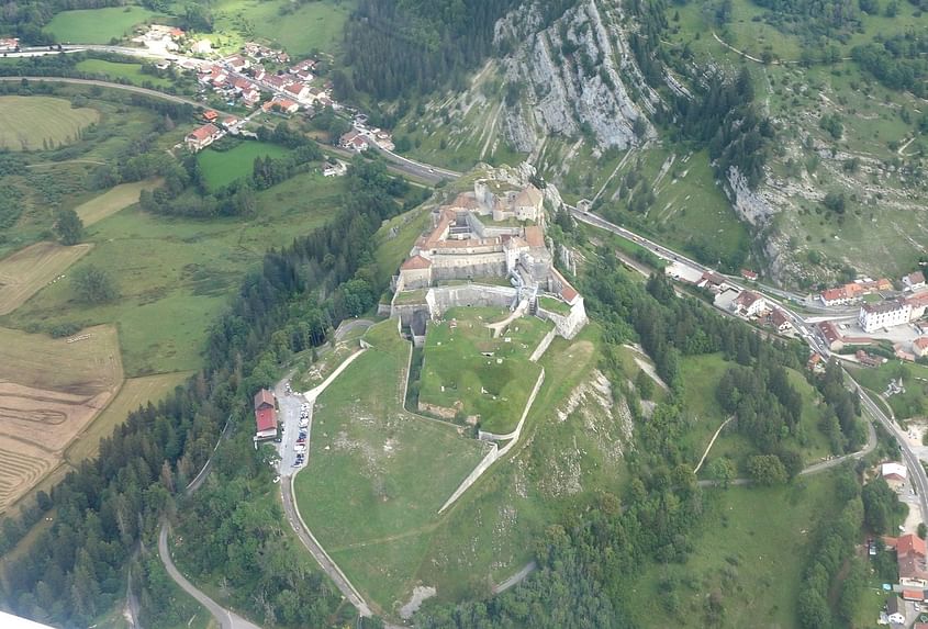 Le Doubs et les citadelles