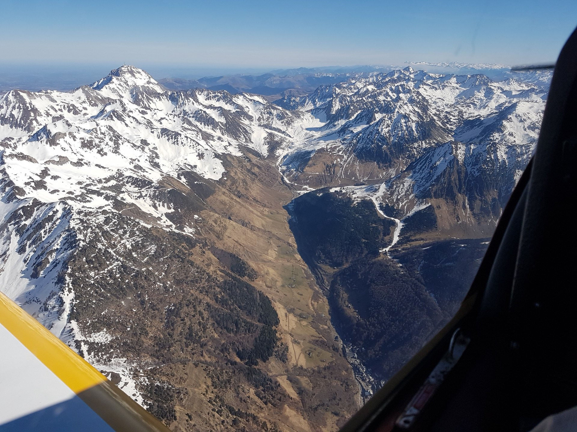Mythiques Pyrénées et pic d'Aneto 3404m