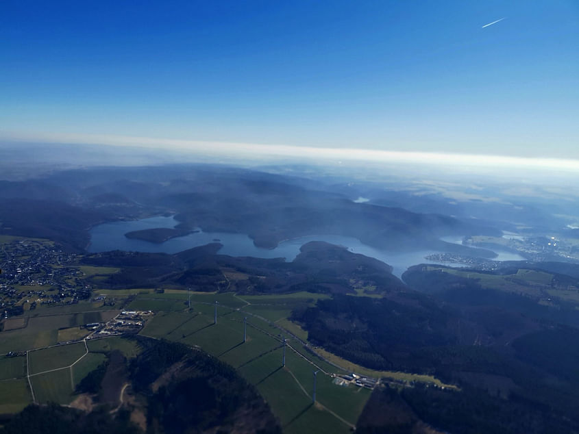 Rundflug über Aachen -> Rursee -> Tagebau Inden