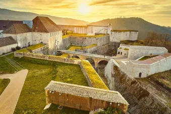 Cap sur Besançon en biplace : l’aventure aérienne commence