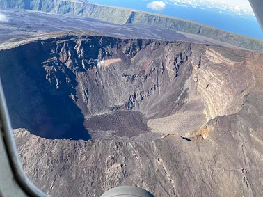 Tour du volcan et des 3 cirques en avion à La Réunion