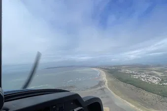 Noirmoutier et l’océan en panorama aérien