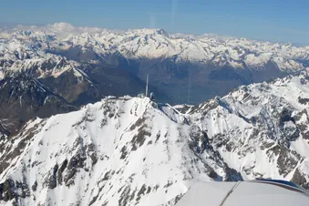 Le Pic du Midi de Bigorre au printemps