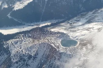 Engadiner Nusstorte in Samedan geniessen