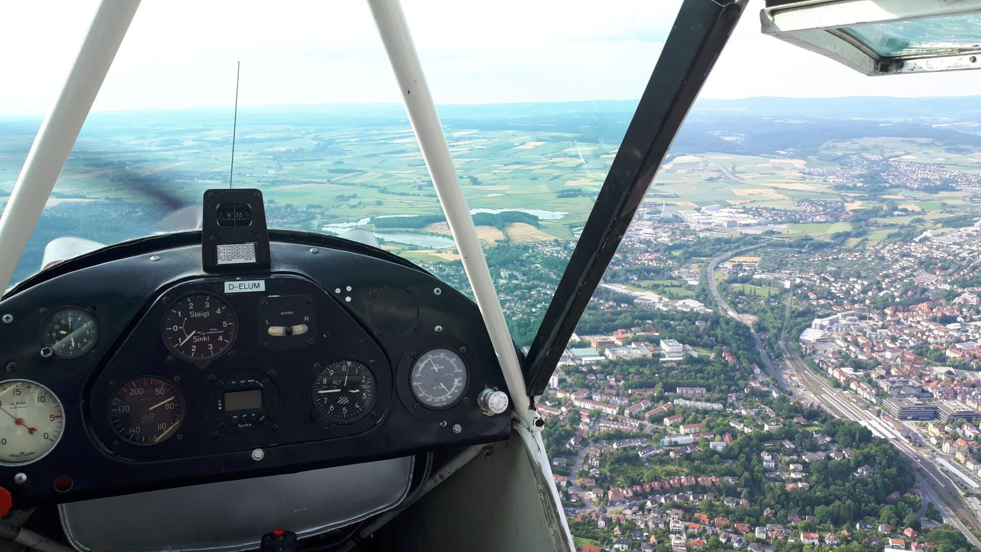 Panoramablick über Coburg: Entdecke die Region im Flieger