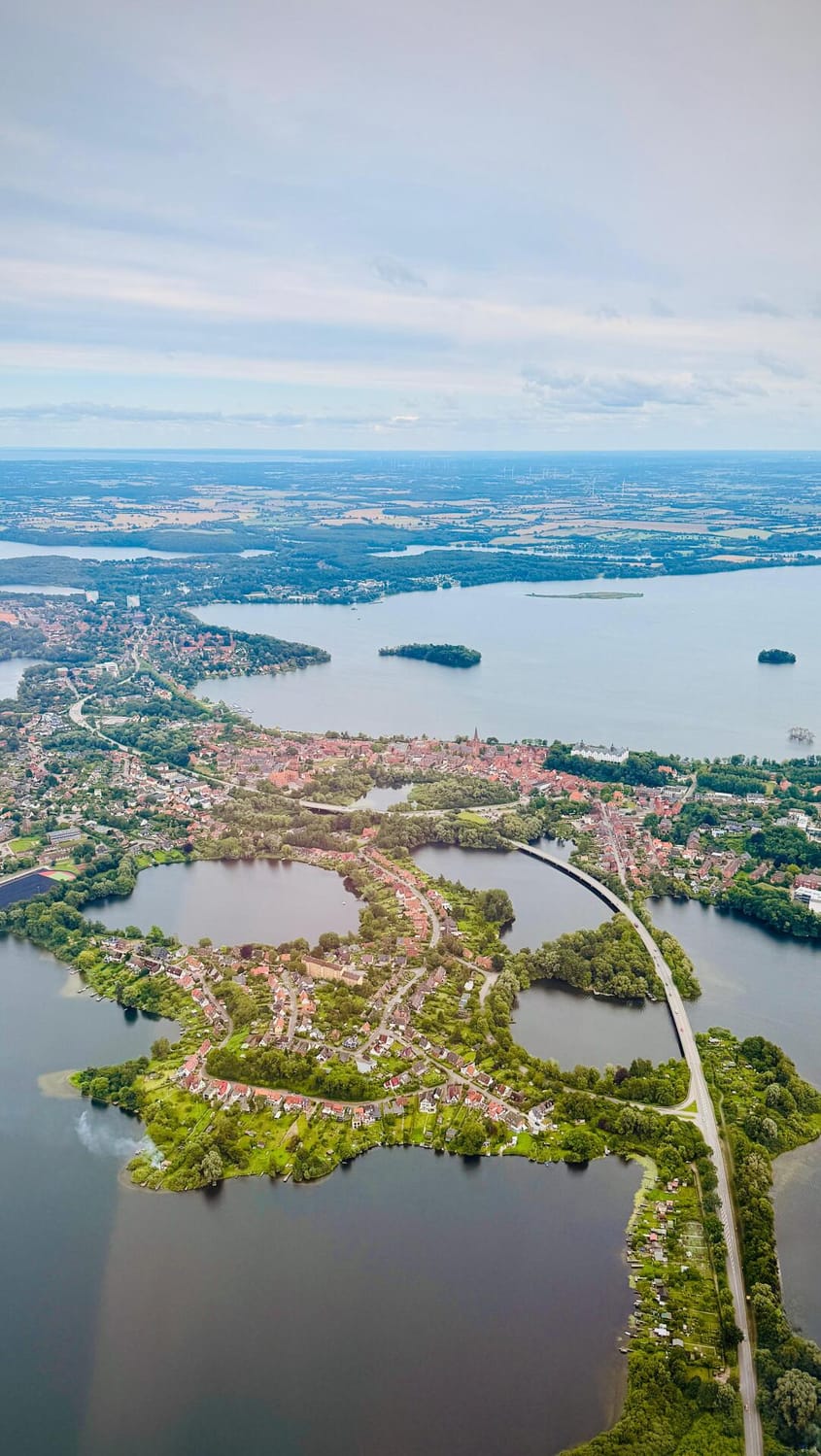 Schlösser, Seen und die Kieler Förde