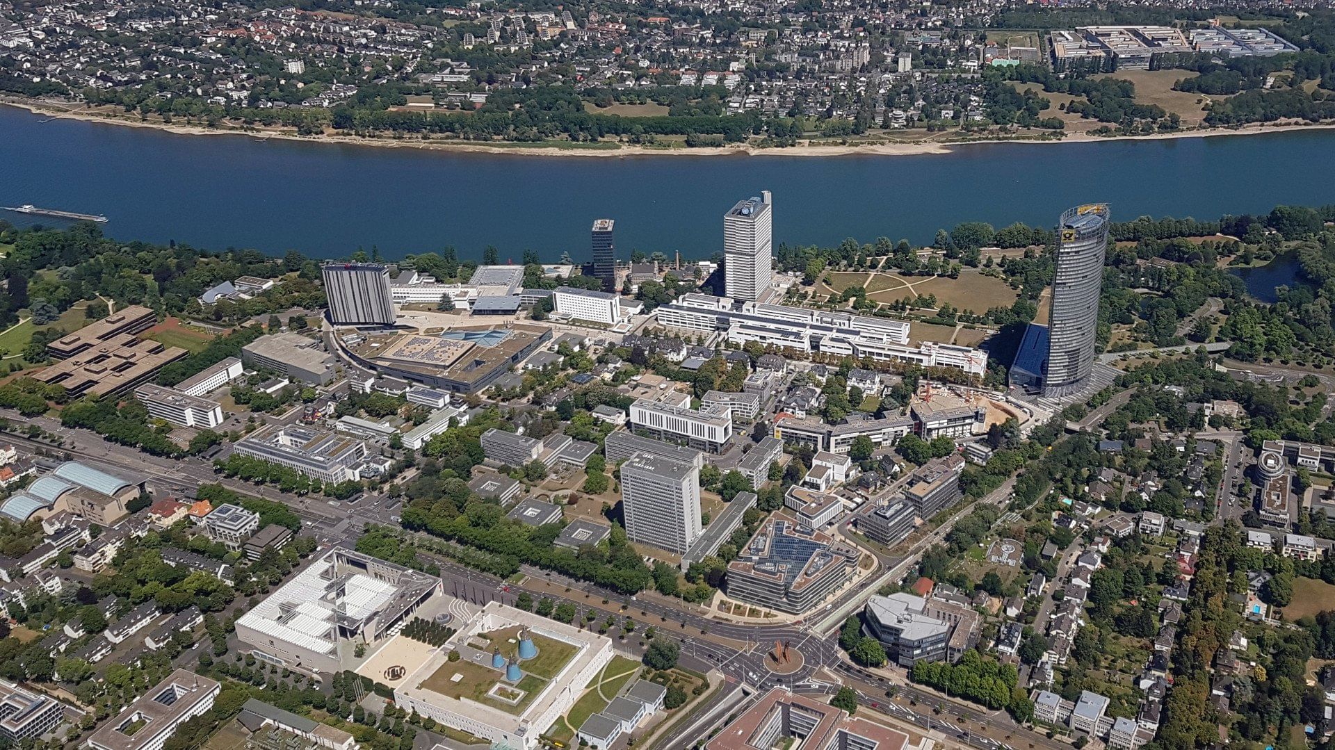 Eifel, Bonn & Nürburgring (60 Min./ab 2 P.)