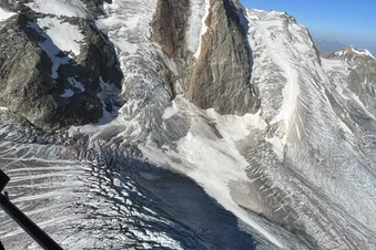 Helicopter: 5 Mountains in Central Switzerland