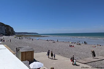 Survol d'Etretat puis déjeuner et après-midi plage à Dieppe
