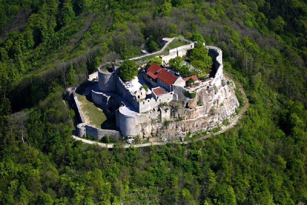 Burgen-Hopping: Hohenzollern, Lichtenstein & Hohenneuffen