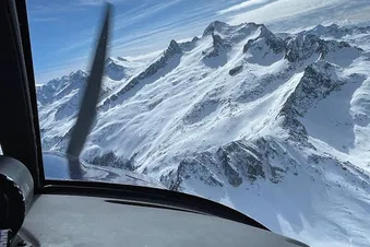 Mythiques Pyrénées et pic d'Aneto 3404m