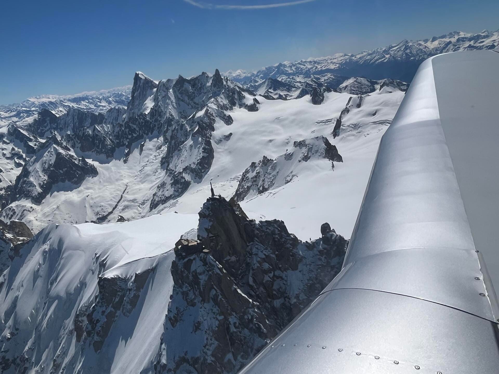 Mont blanc: Du jura jusqu’aux neiges éternelles.