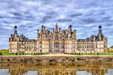 Les châteaux de la Loire en Hélicoptère - LE FÉERIQUE