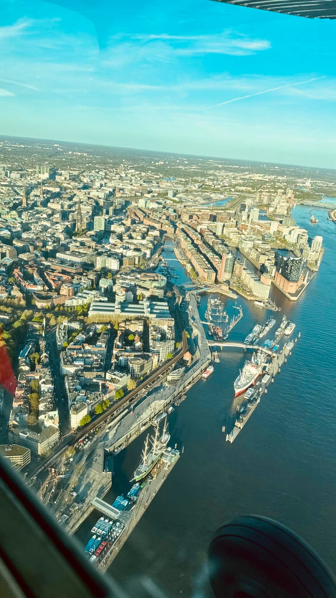 Rundflug über Hamburg