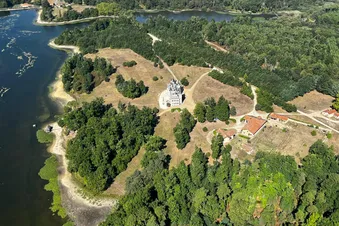 Angoulême et ses alentours en Hélicoptère - 30 min