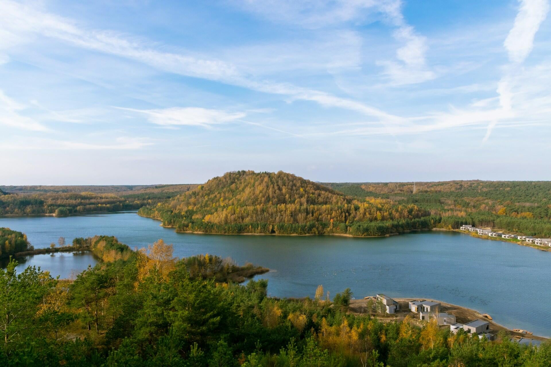 Terhills lakes, Hoge Kempen (photo: Thomas Bormans/Unsplash)