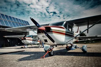 Variabler Rundflug nach Art des Hauses