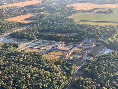 Seul avec le pilote ! Châteaux de Seine et Marne / Disney