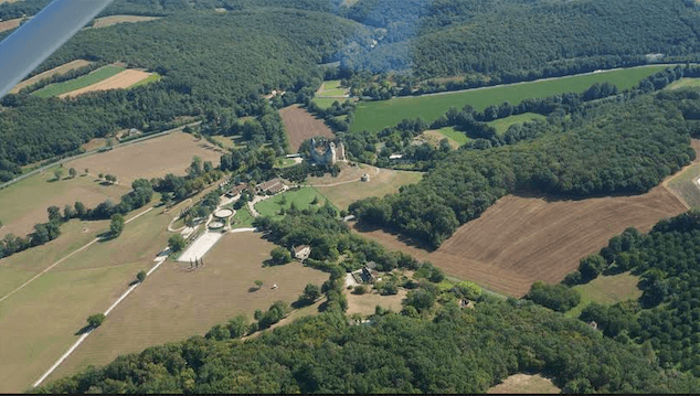 Balade aérienne sur la vallée de la Dordogne