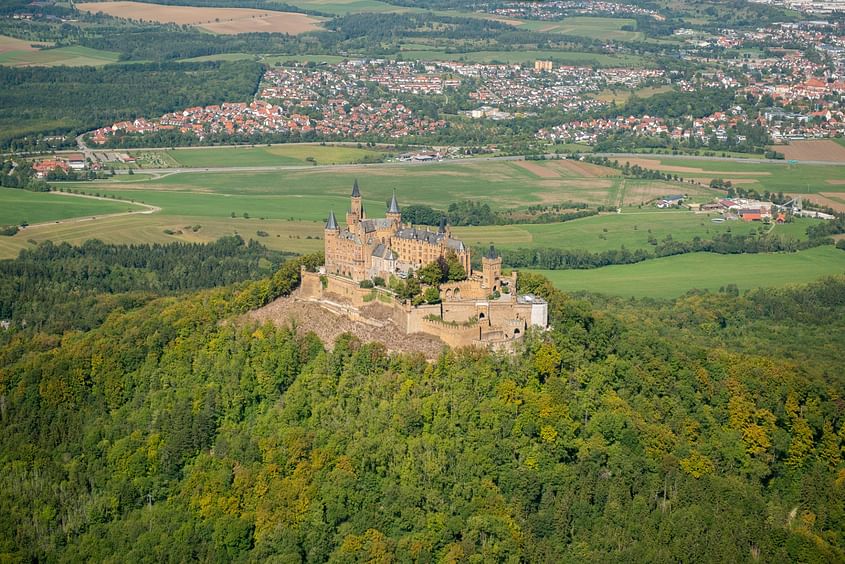 Große Burgen- und Schlösser Tour ab Mengen - Fotoflug